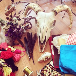 Voodoo-costume-ingredients and tools